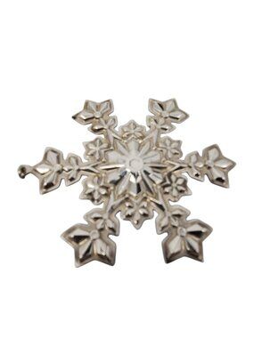 2000 Gorham Sterling Silver Snowflake Christmas Ornament #24336